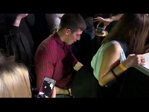 ❤️ Sesso reale in un nightclub russo. Ragazza russa di 18 anni nell'ano e nella vagina scopata in un nightclub ❤ Super pornoal it.shadbase-xxx.ru ❌❤